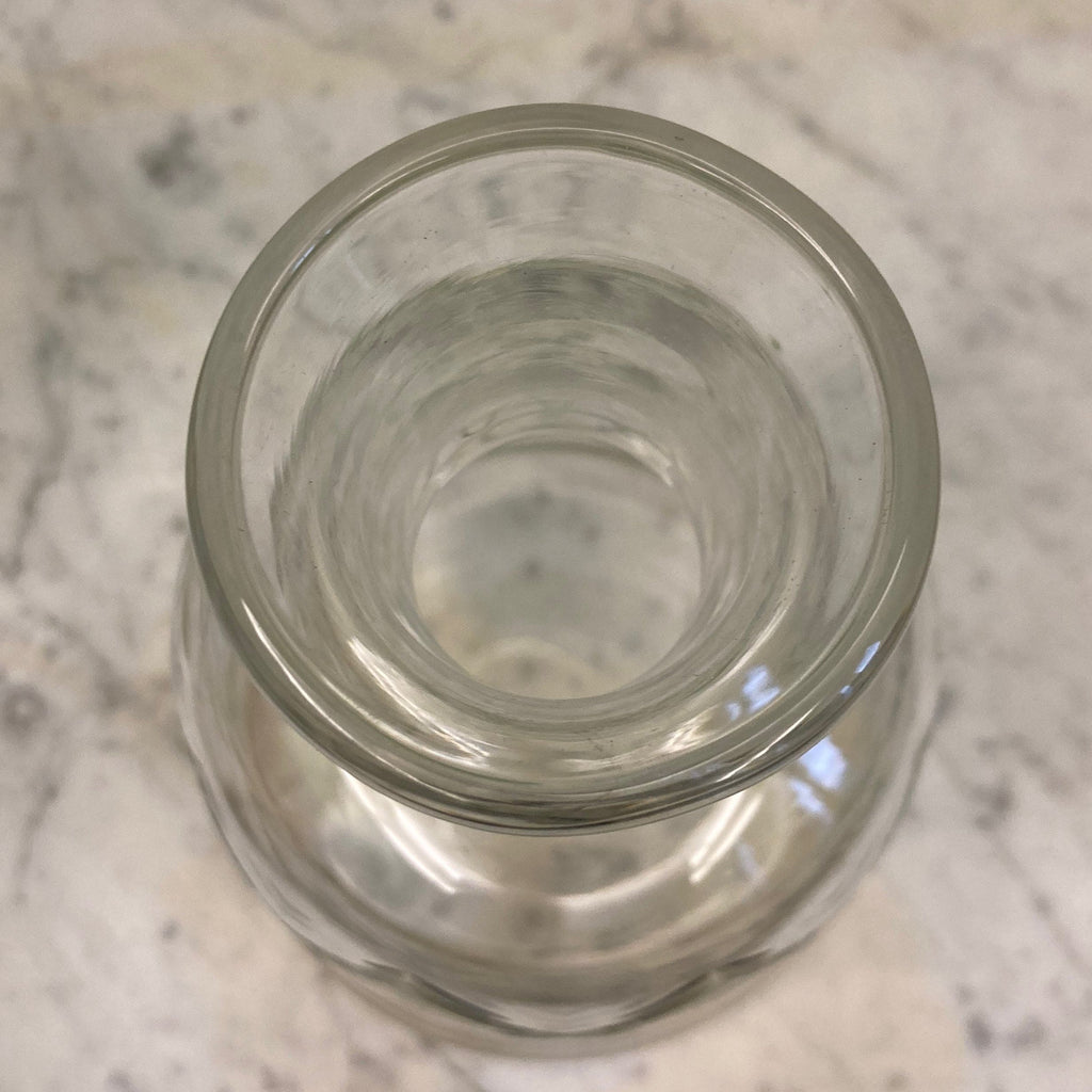 Paire de carafes en cristal taillé de Baccarat