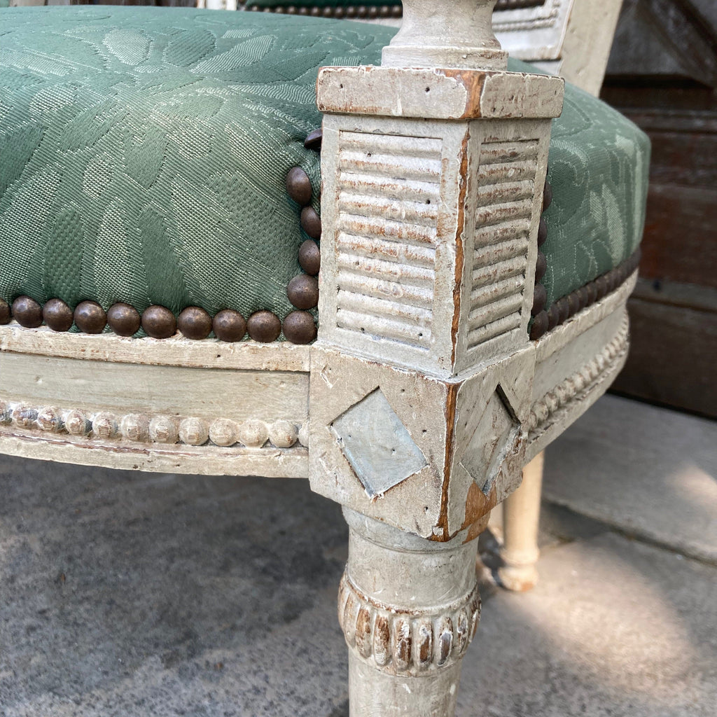 Paire de fauteuils en bois laqué d' époque Directoire