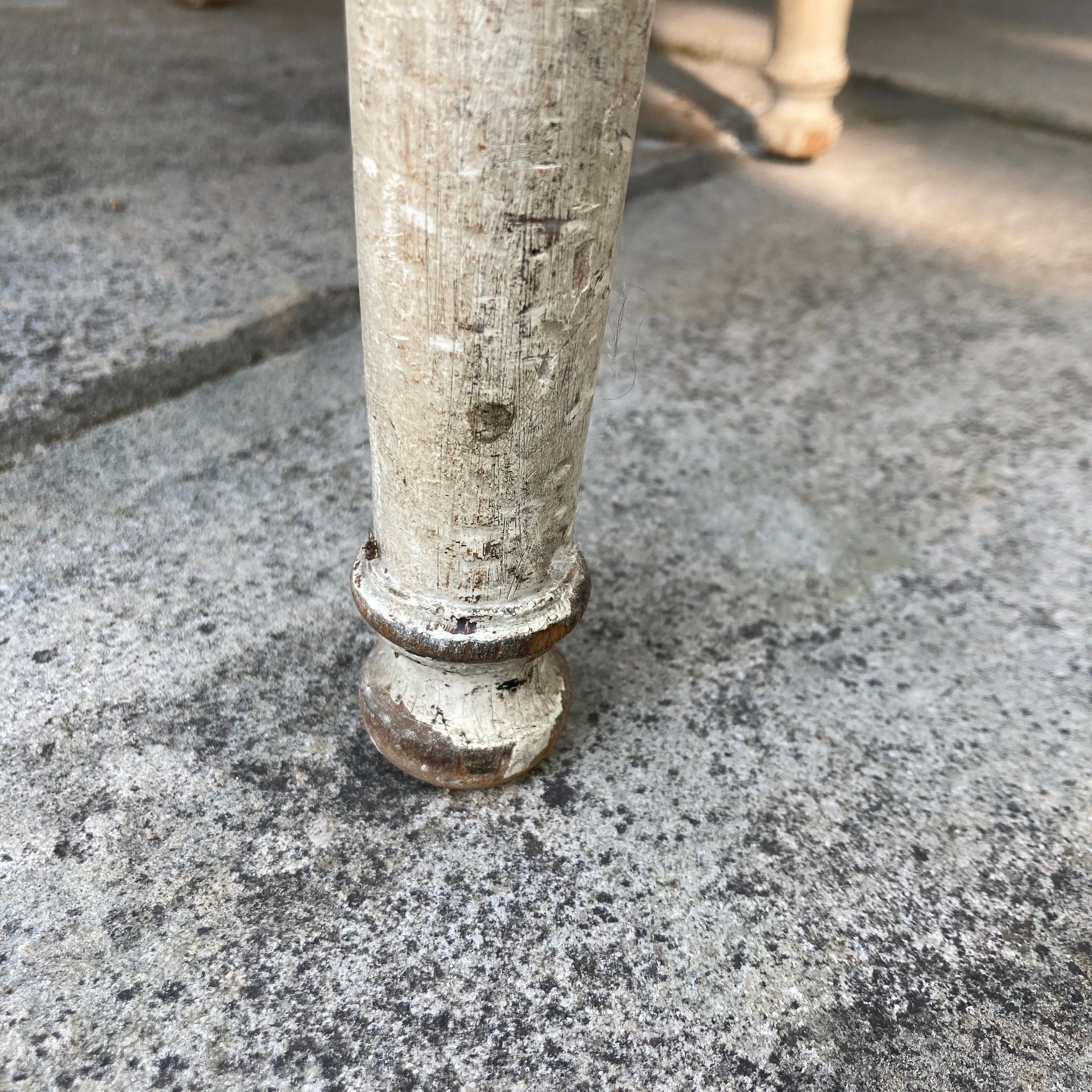 Paire de fauteuils en bois laqué d' époque Directoire