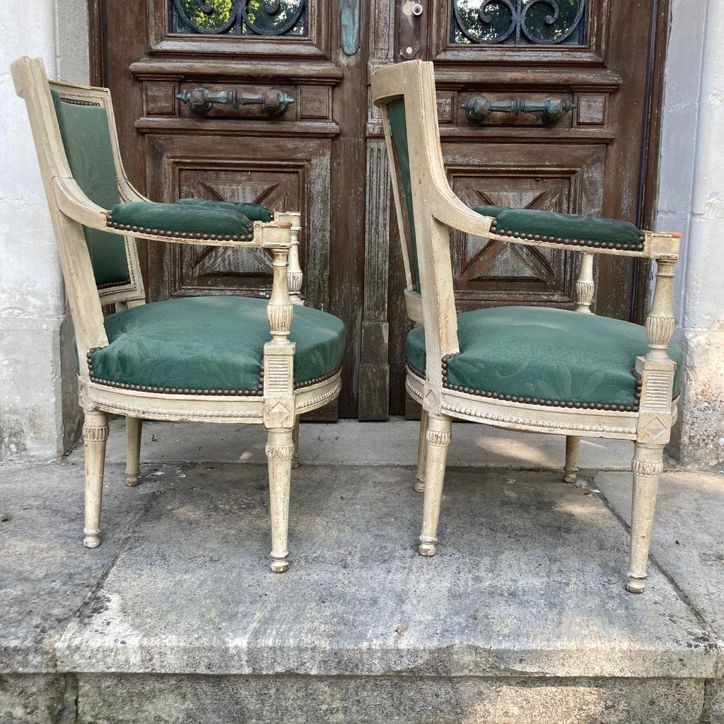 Paire de fauteuils en bois laqué d' époque Directoire