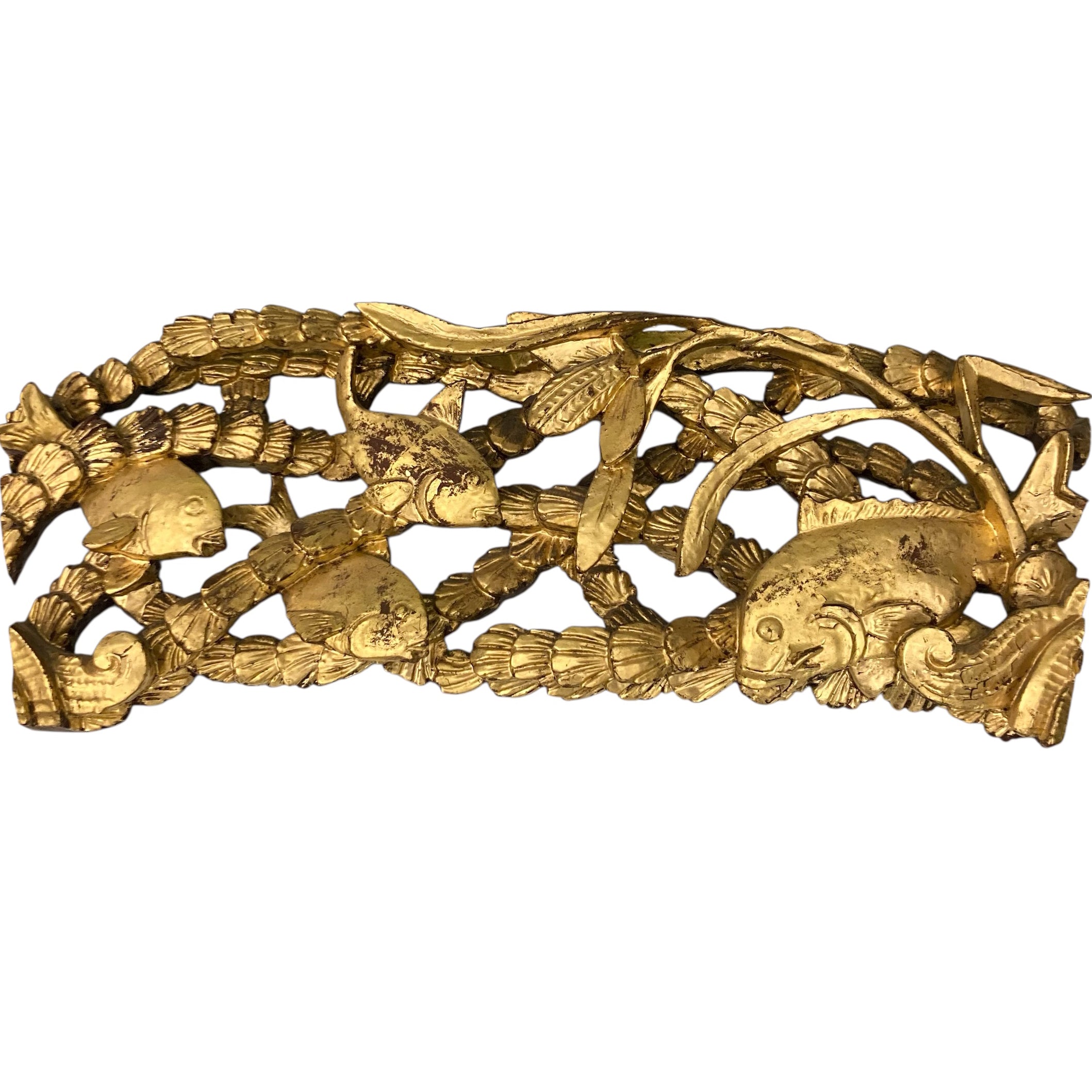 Ancien panneau en bois sculpté Chinois à décor de poissons.