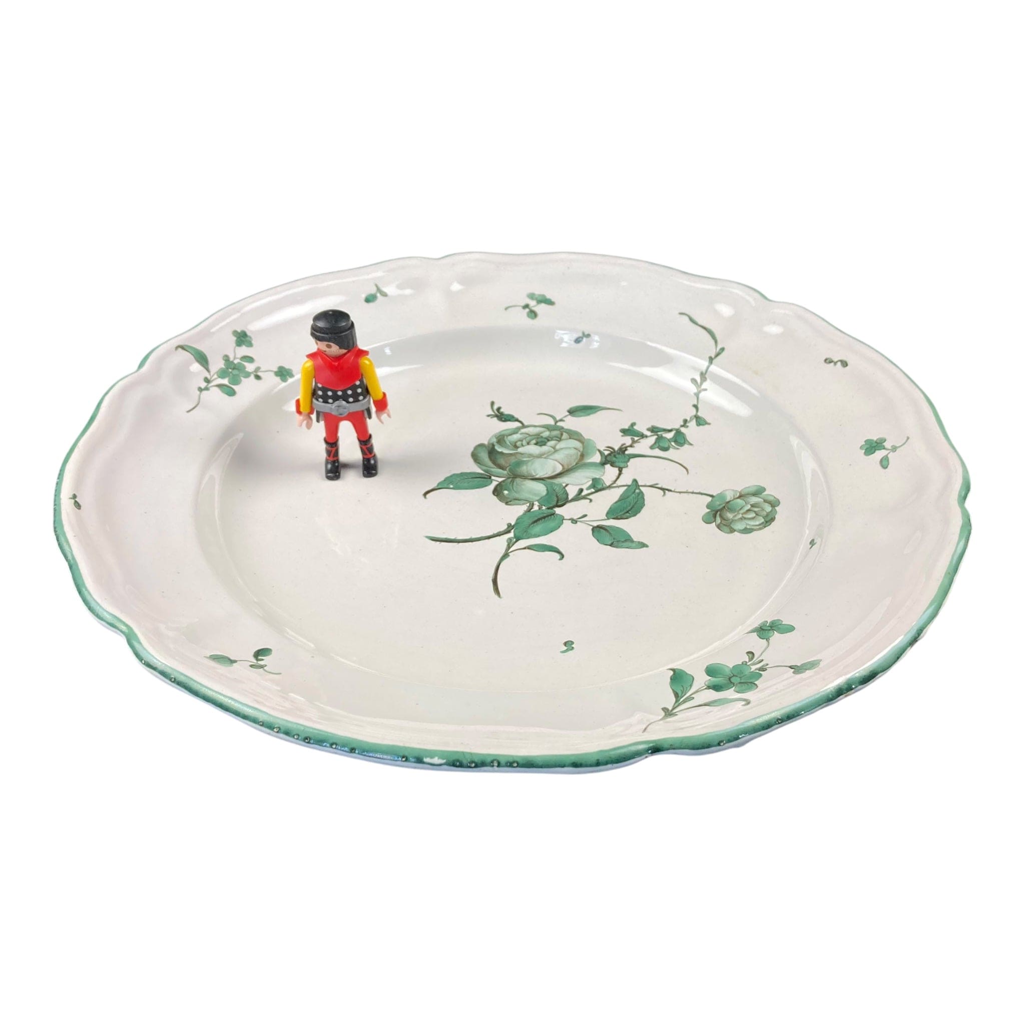 ancien plat en faïence de Marseille XVIIIe.