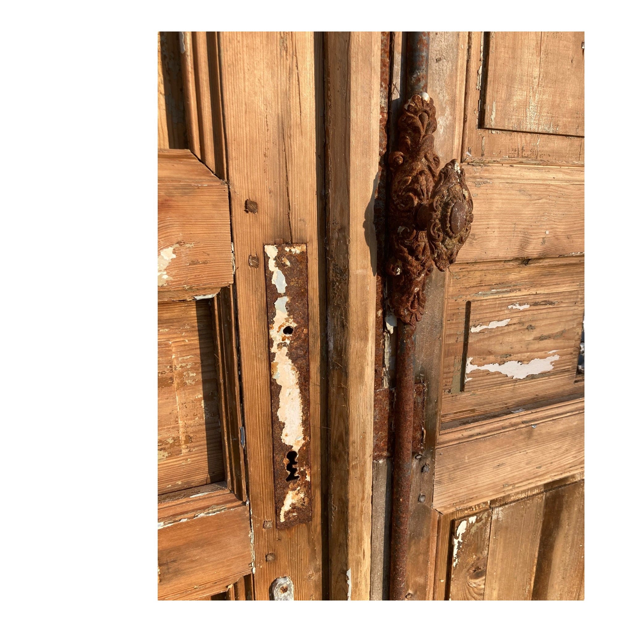  Grande paire de portes anciennes