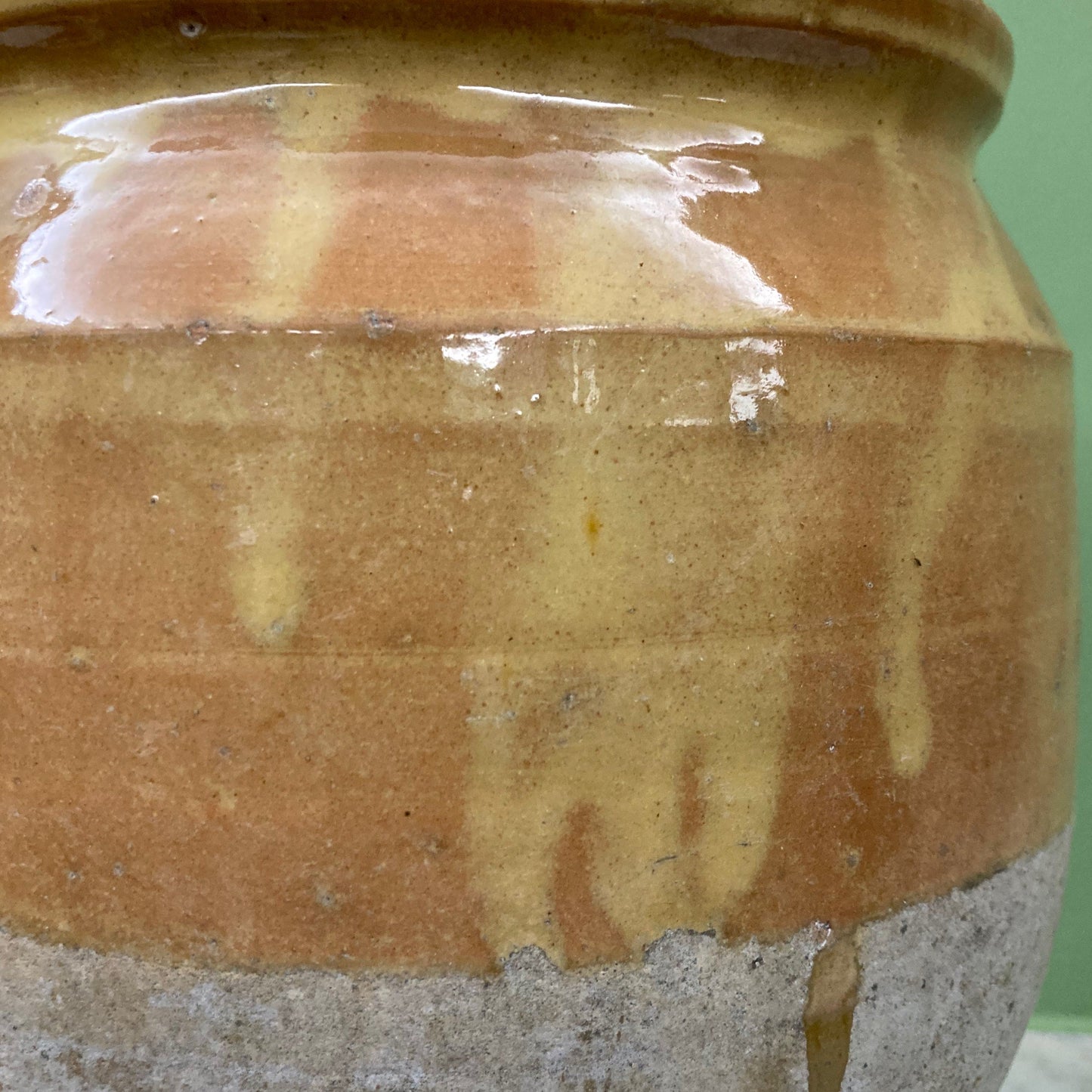 ancien pot à confit en terre cuite vernissée