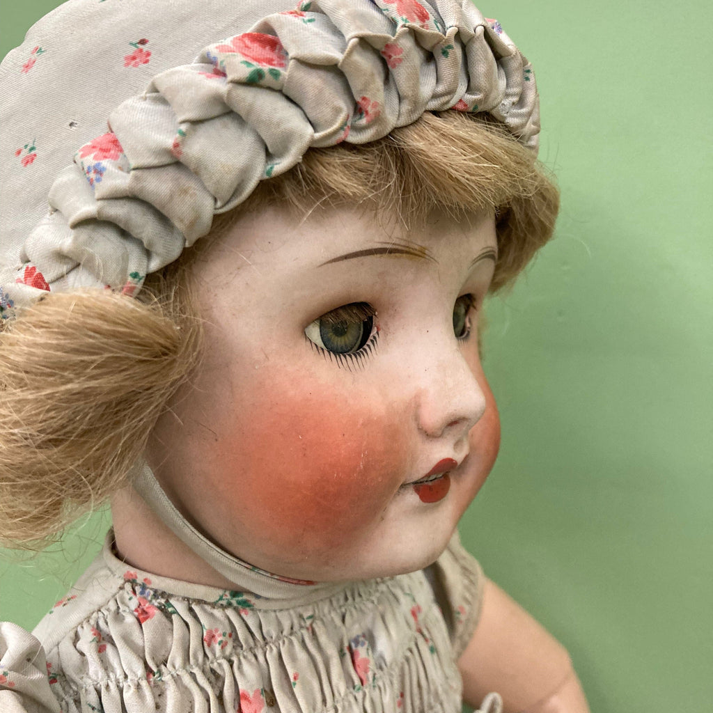 Poupée ancienne tête porcelaine marque Unis France