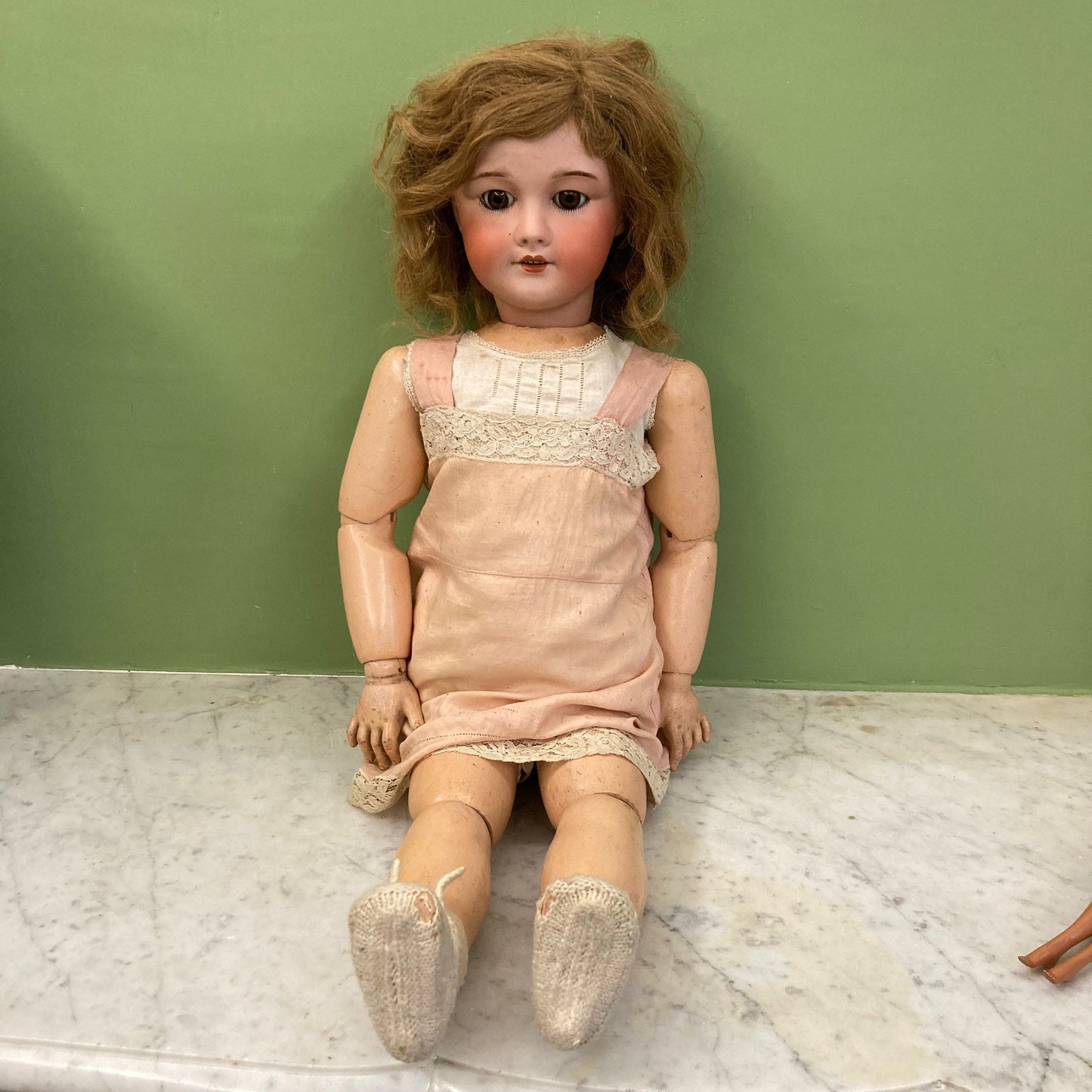 Poupée porcelaine Unis France 301 71 149 taille 11