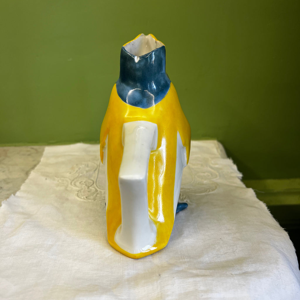 Ancien pichet en porcelaine en forme de pingouin par Sandoz.
