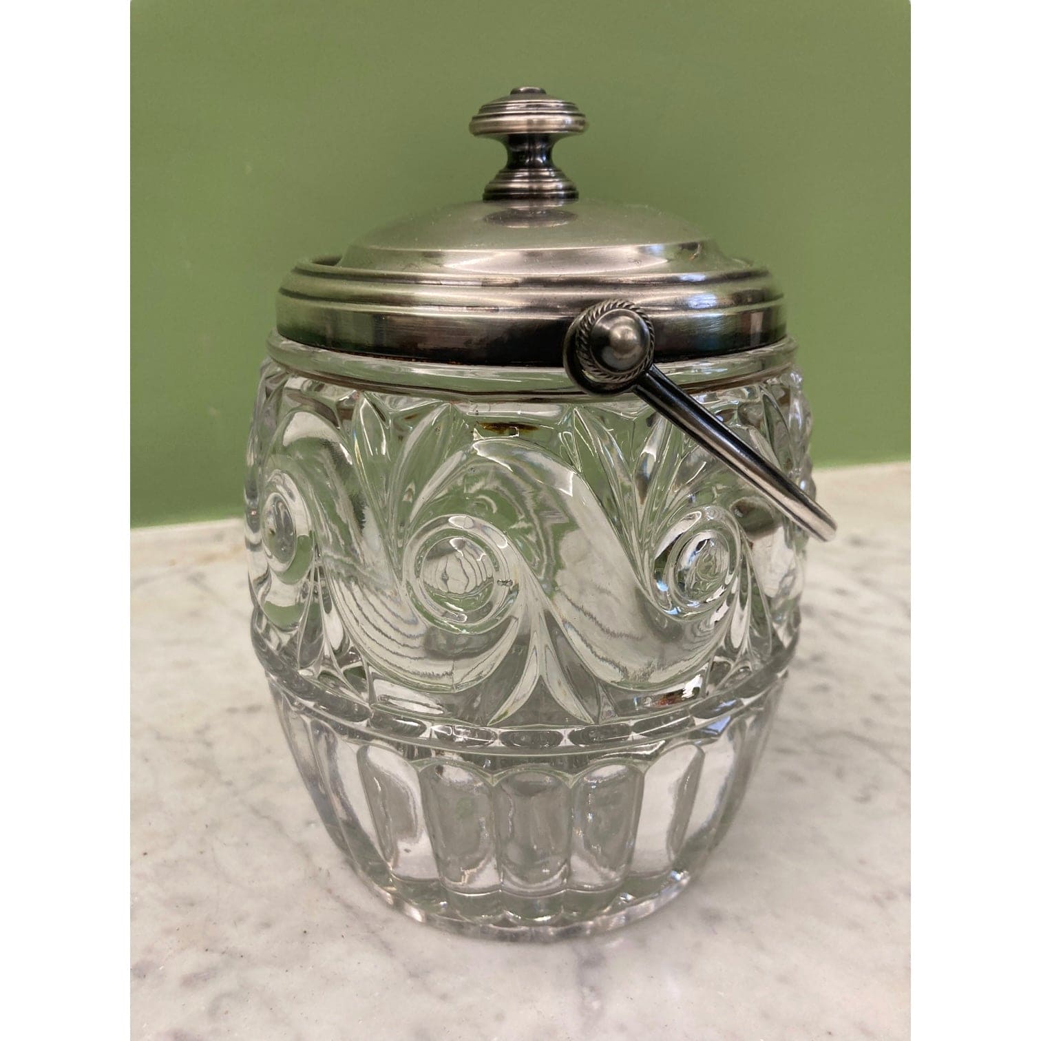 seau à biscuit en cristal moulé de Baccarat