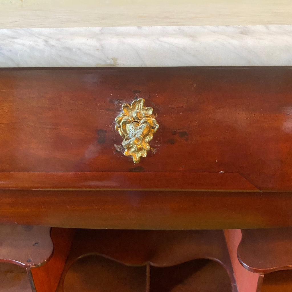 Secrétaire en acajou d' époque Transition 18ème.