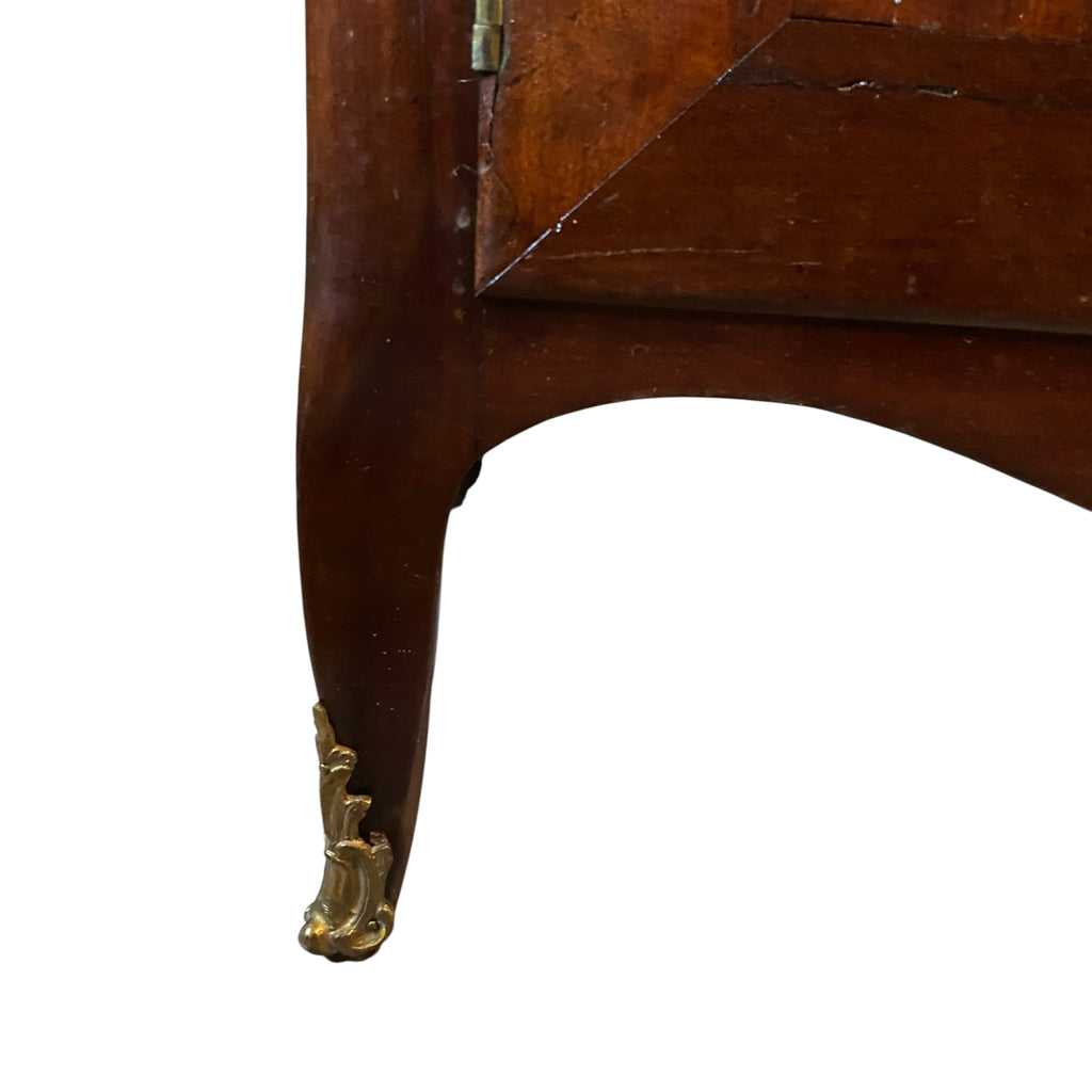 Secrétaire en acajou d' époque Transition 18ème.