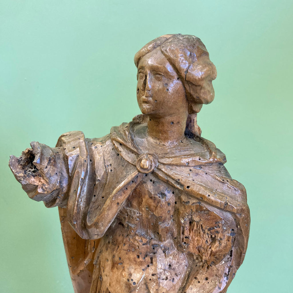 Ancienne statue en bois femme  à la cape 18ème.