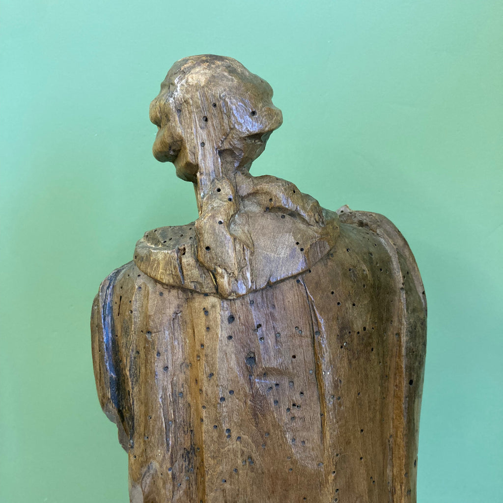 Ancienne statue en bois femme  à la cape 18ème.