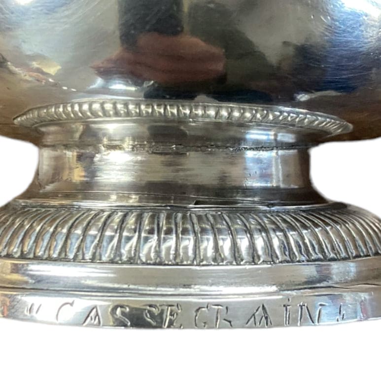 timbale argent massif XVIIIe siècle Orléans