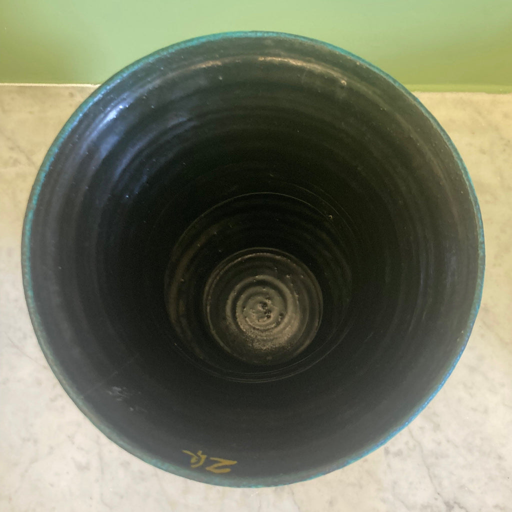 Vase en grés émaillé bleu signé Accolay