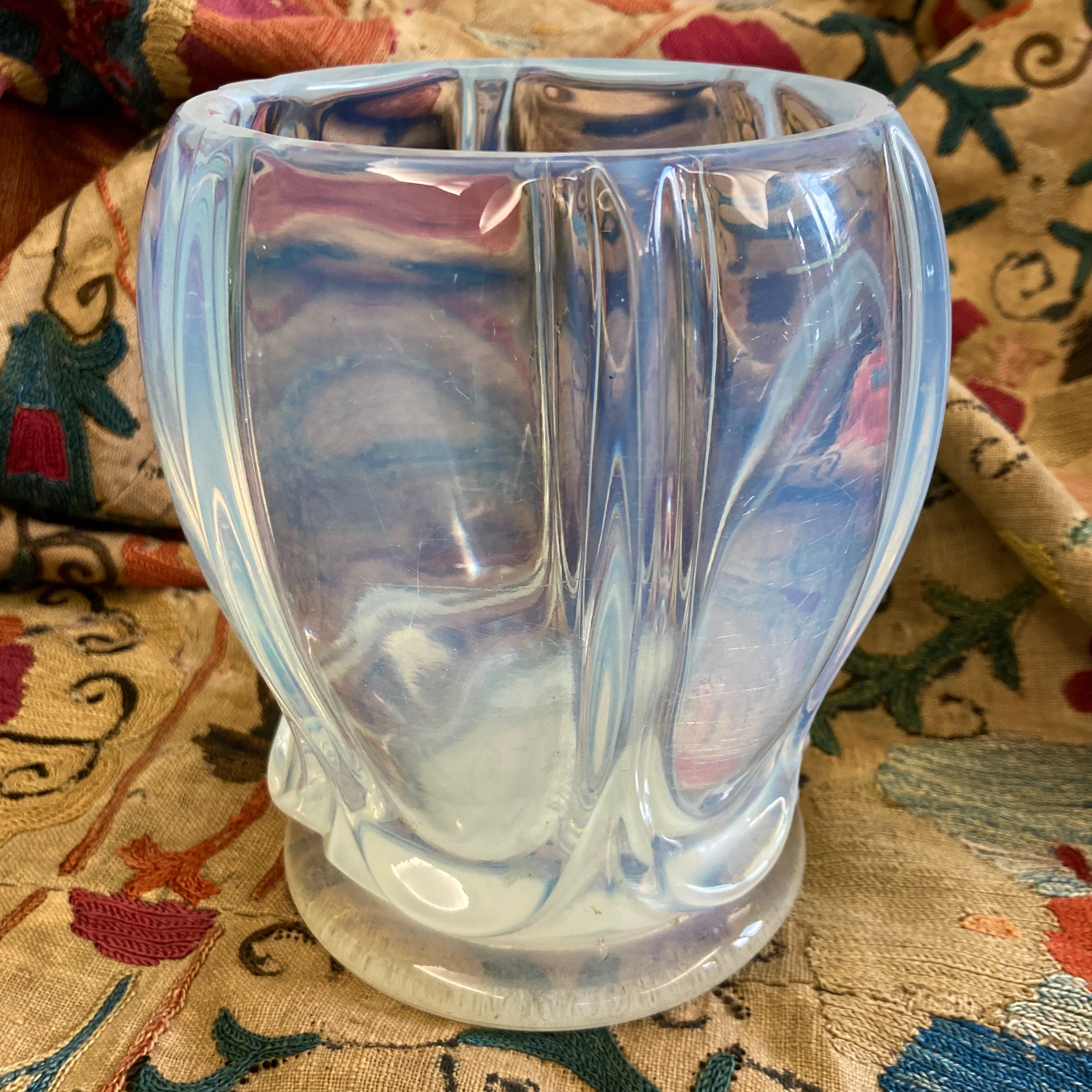 Vase opalescent Verlys