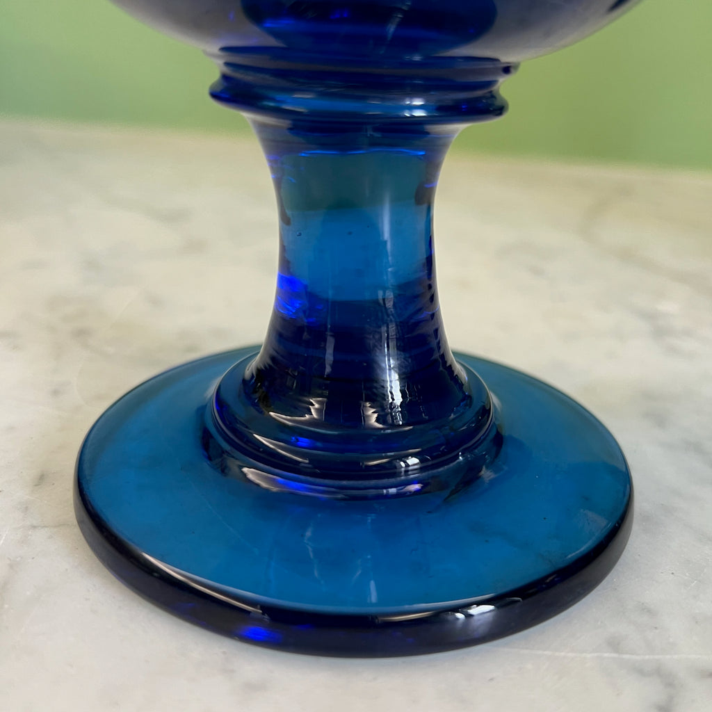 Paire de vases à jacinthes en verre soufflé bleu cobalt du 19ème siècle.