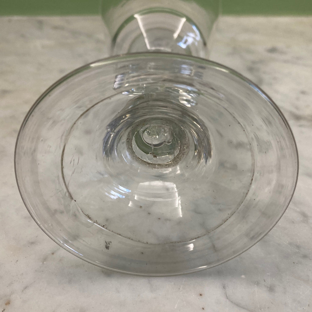 Grand verre soufflé  dit Bourguignon 18ème siècle