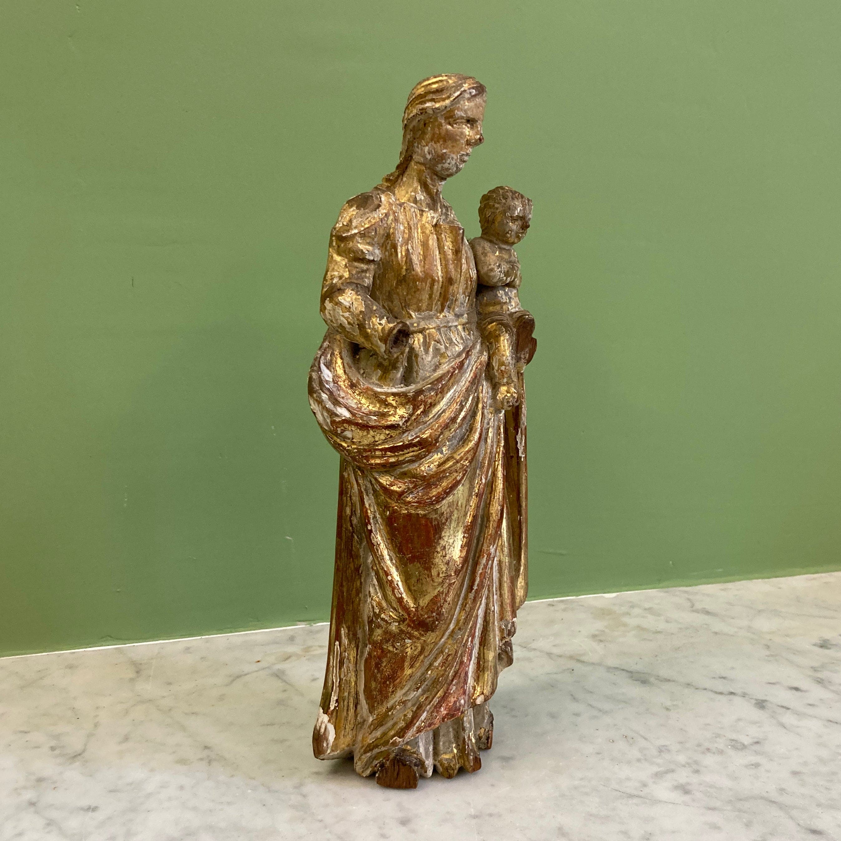 Vierge à l' Enfant en bois doré 18e.