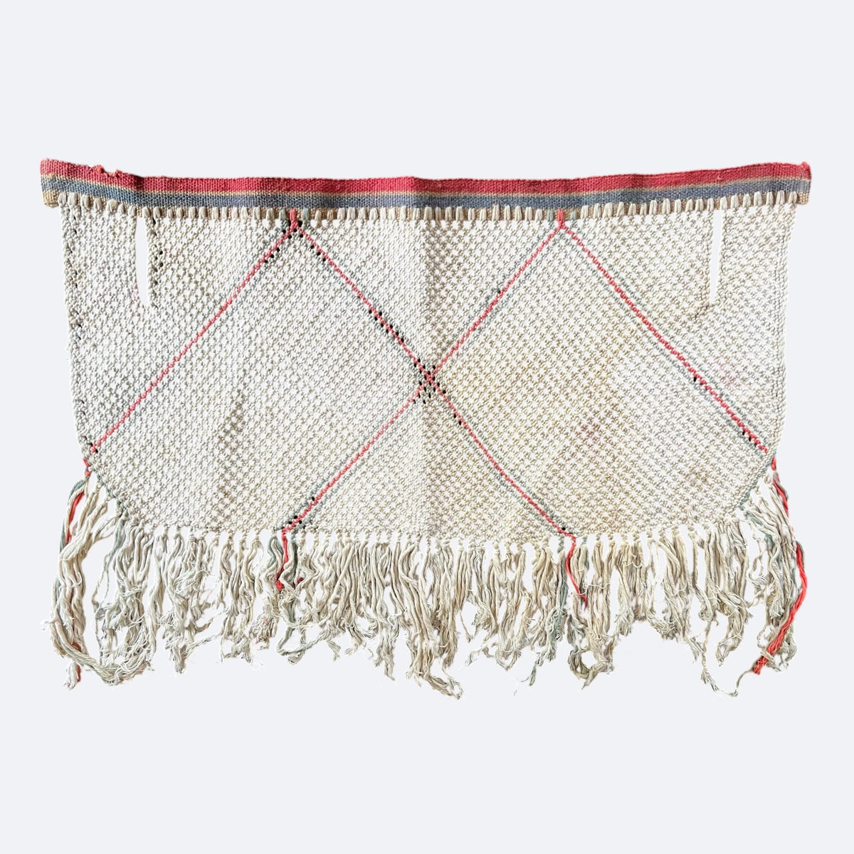 Émouchette à bœufs ancienne viramoscas en mailles de fil naturel, art populaire de Chalosse Landes.