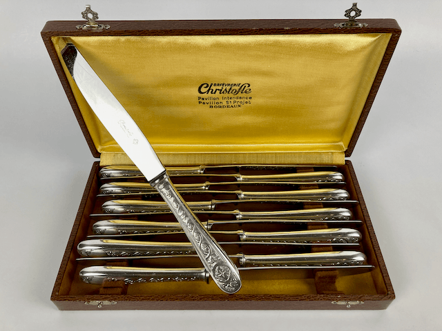 Maison Christofle 12 Large Knives Villeroy model + Box