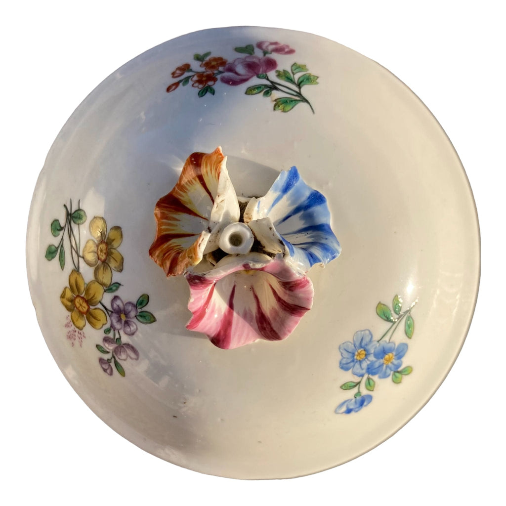 Pot porcelaine tendre Chantilly XVIIIe.