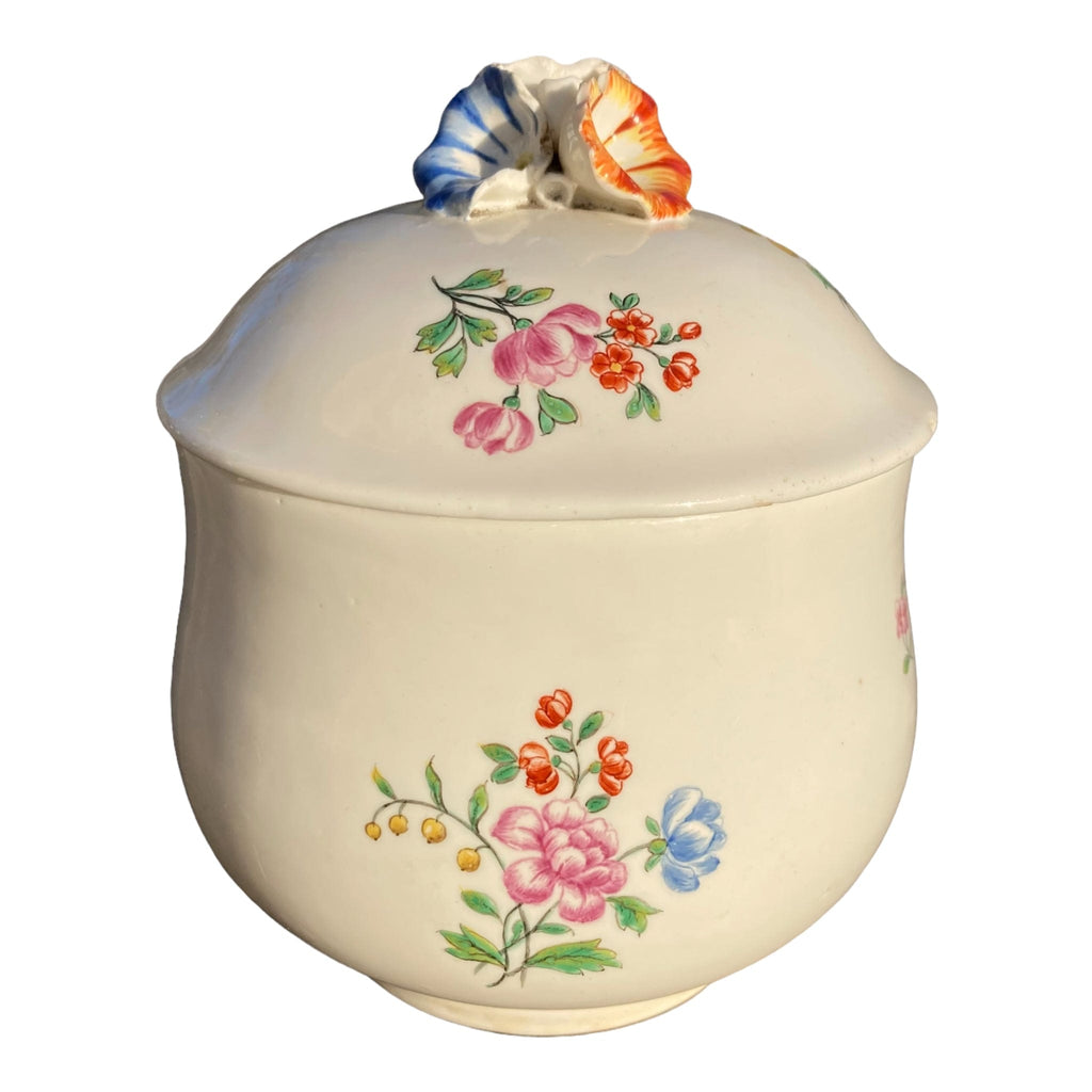 Pot porcelaine tendre Chantilly XVIIIe.