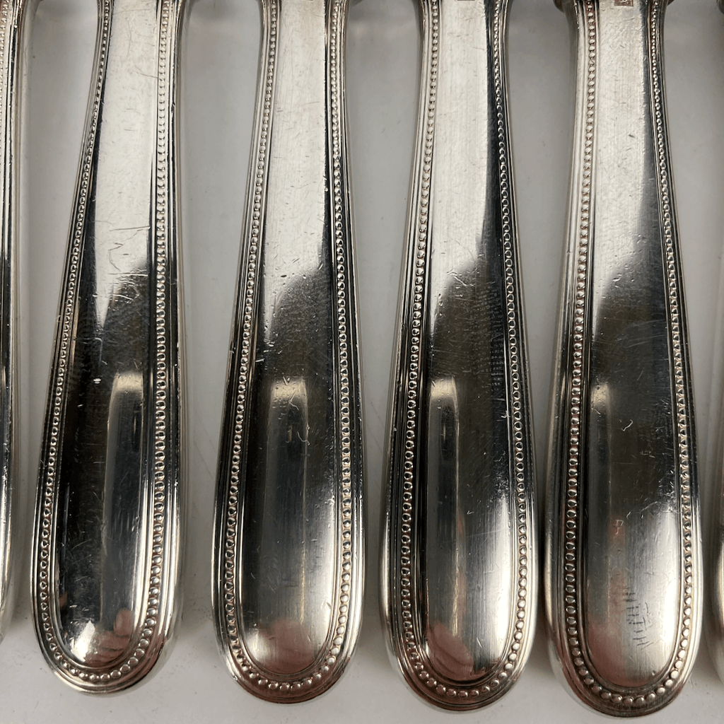 Maison Christofle 8 couteaux à entremets perles