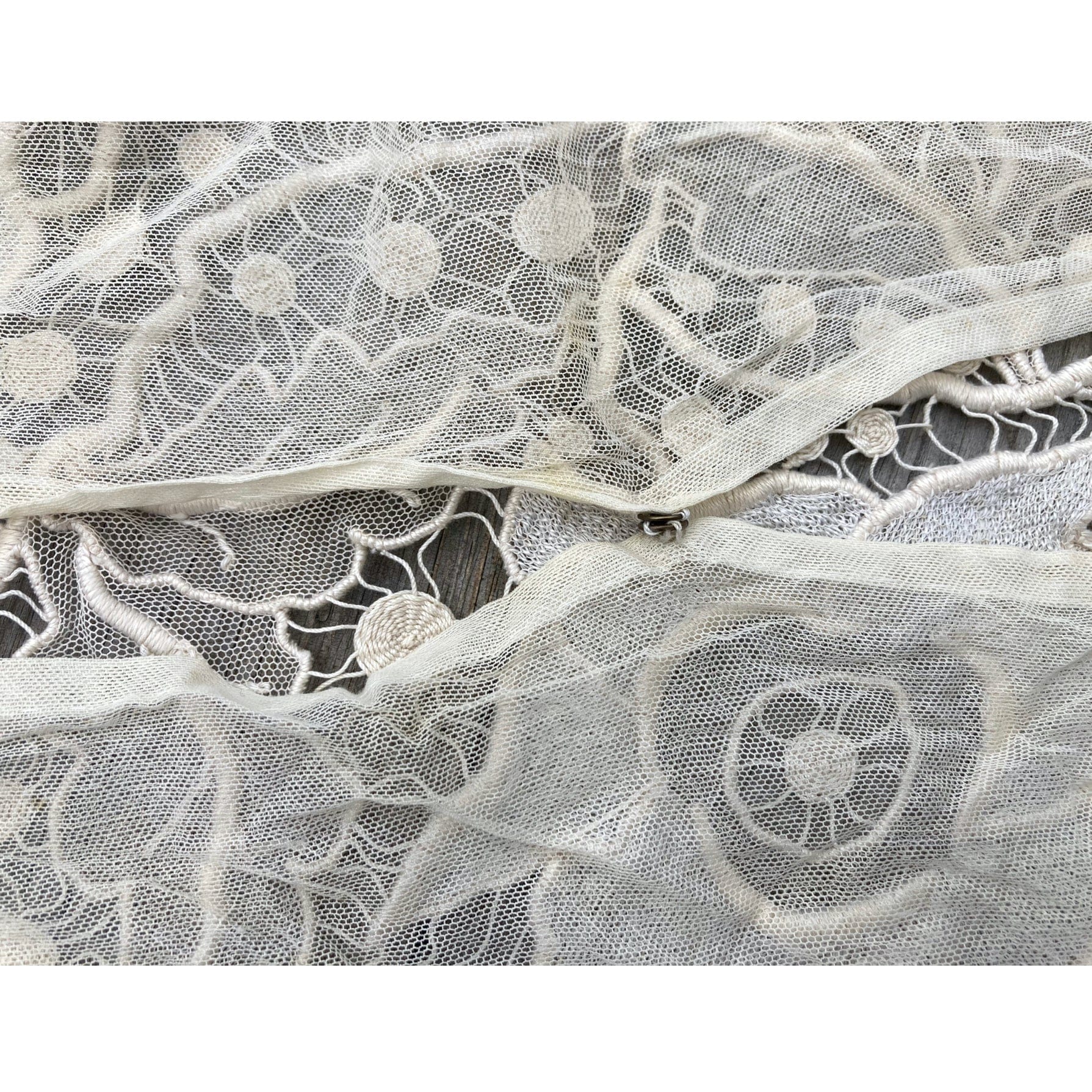 housse de coussin broderie