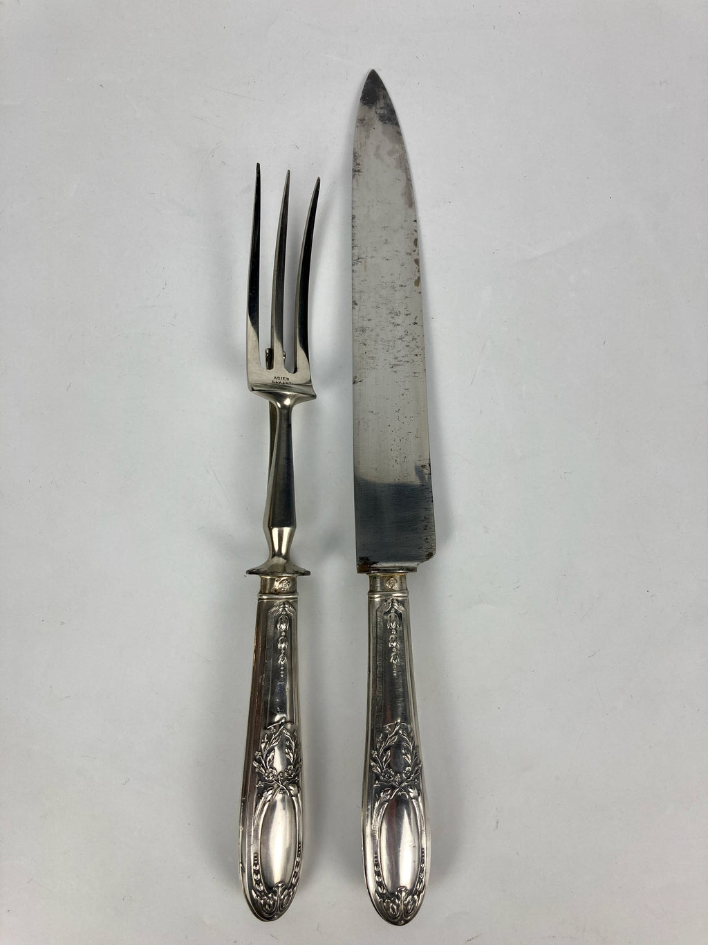 Ancien service à découper couverts argent fourré minerve paris