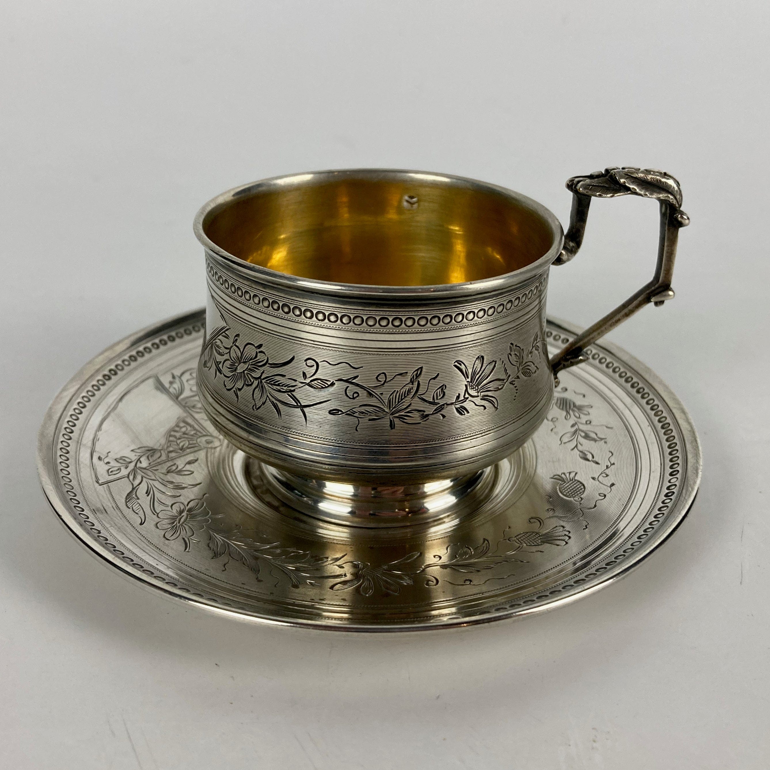 Tasse à thé argent massif vermeil fin XIX