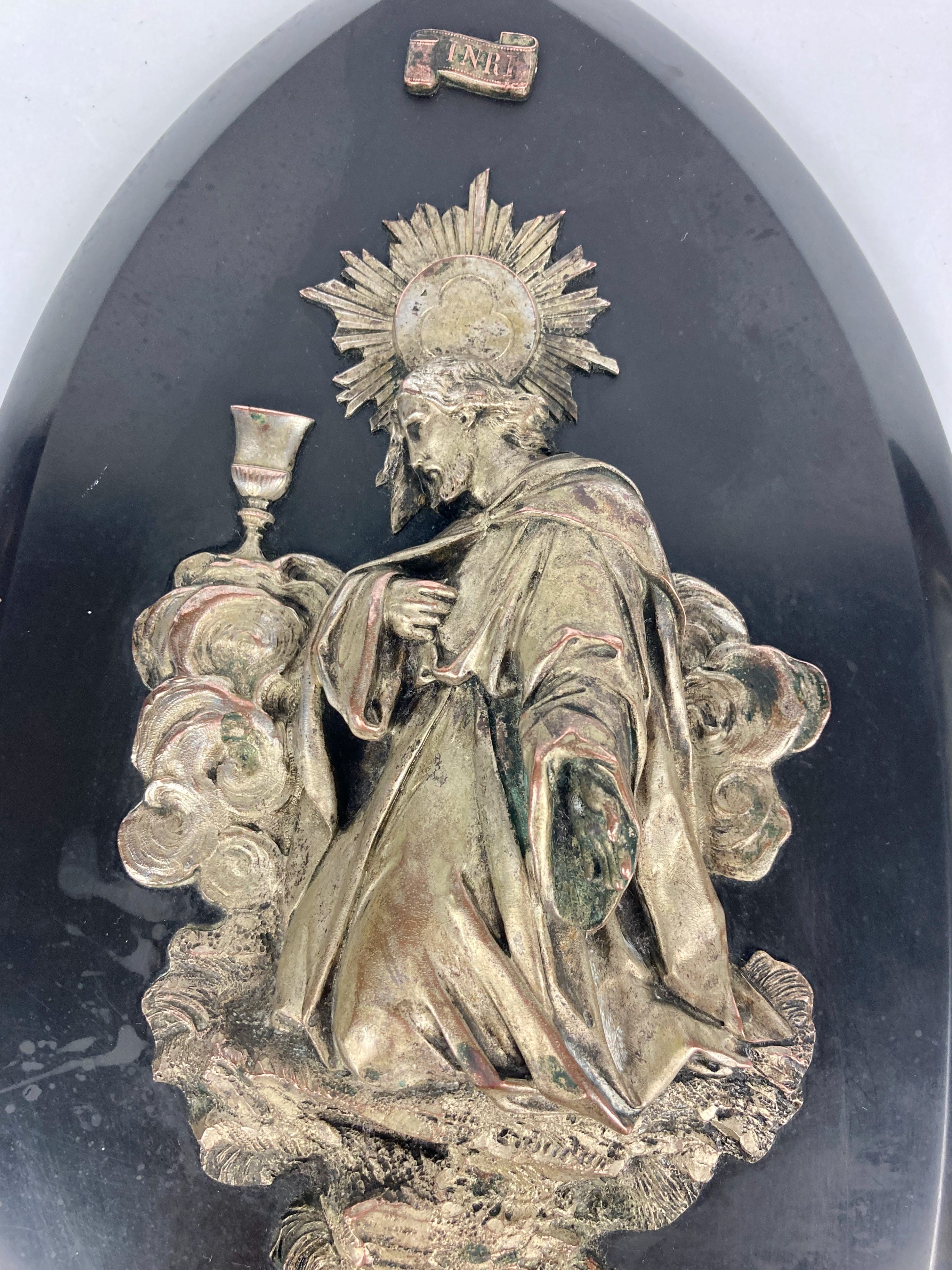 Bénitier ancien bronze argenté et marbre noir xix christ
