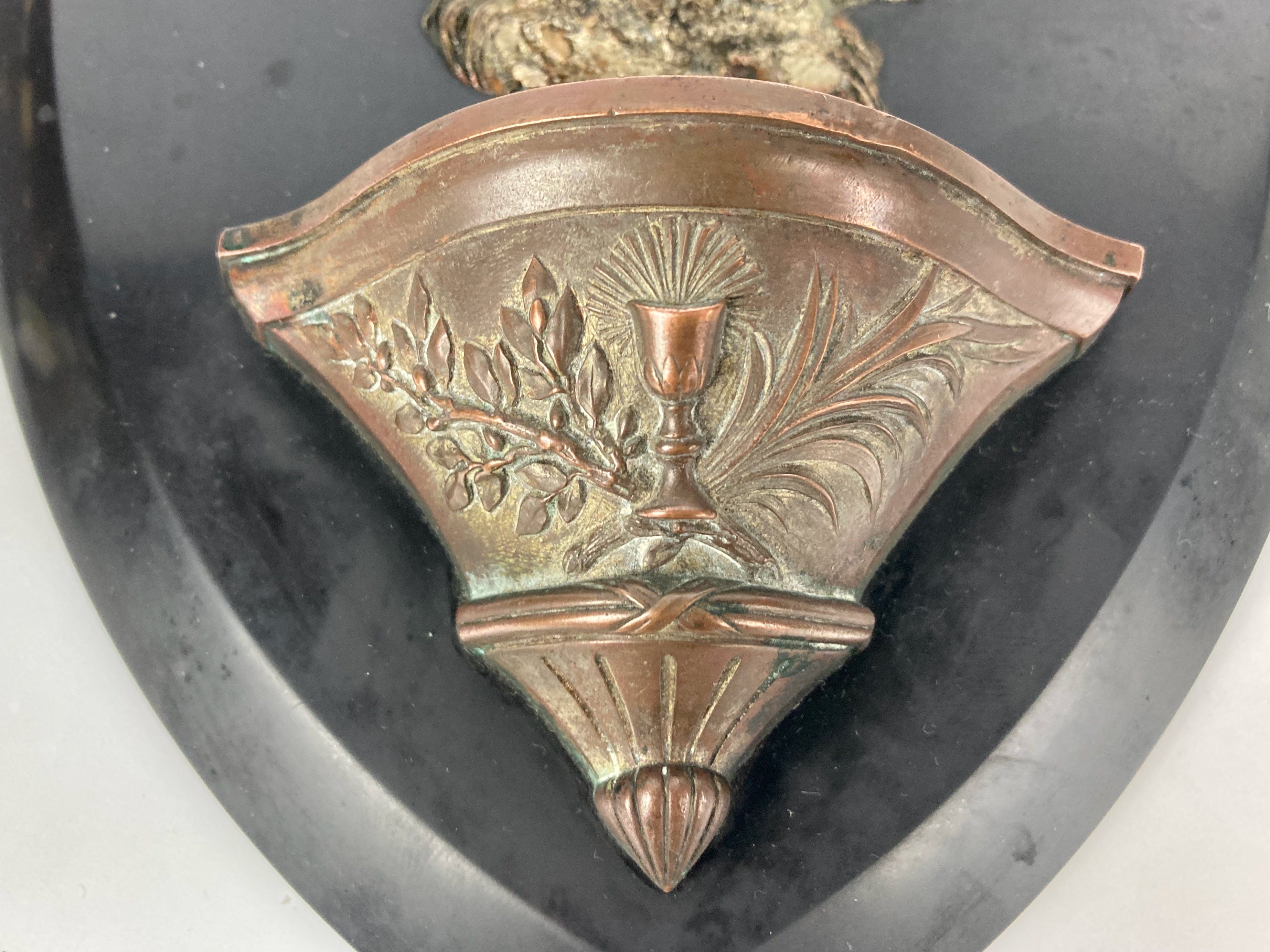 Bénitier ancien bronze argenté et marbre noir xix christ