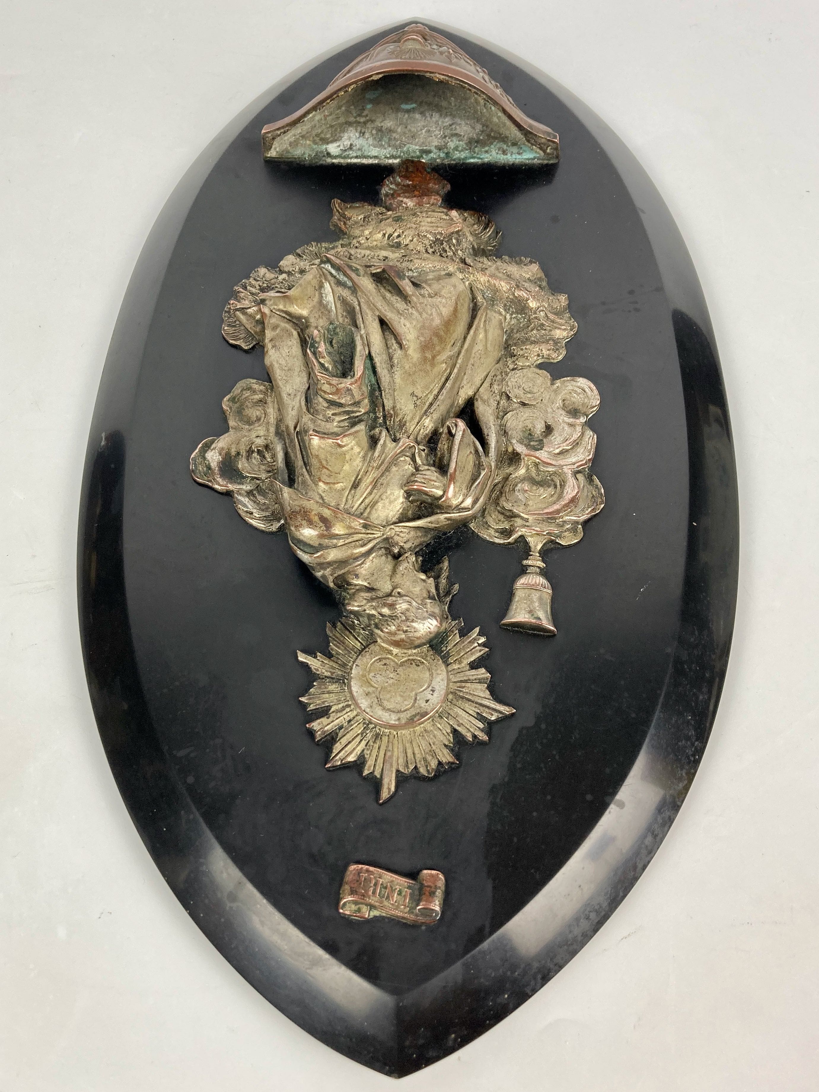 Bénitier ancien bronze argenté et marbre noir xix christ