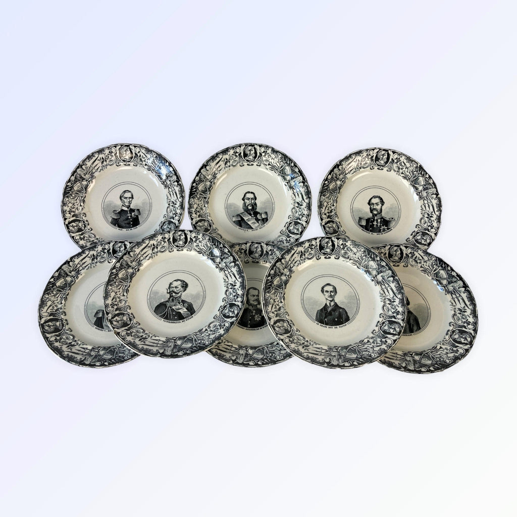 8 assiettes les "Souverains d' Europe" Choisy le Roi XIXe.