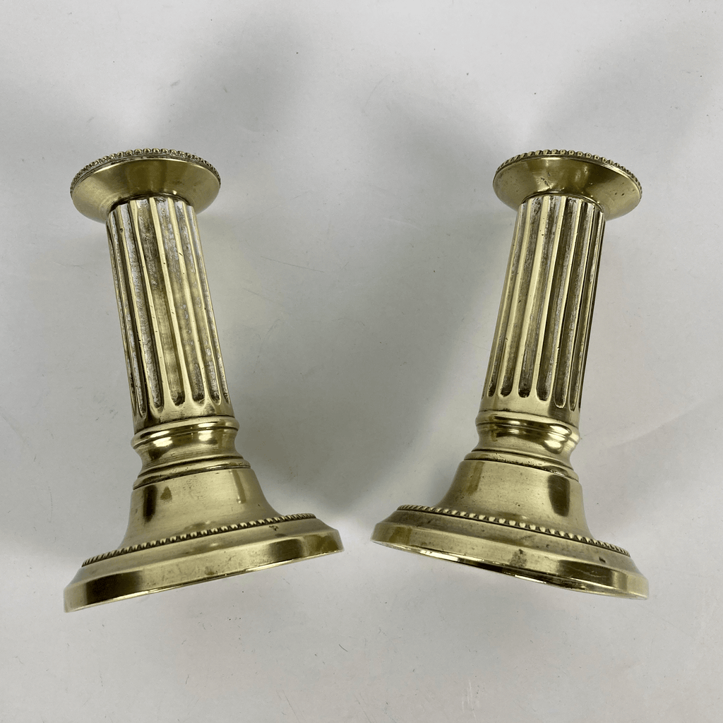 Paire de bougeoirs de voyage XVIII ème en bronze de st. LXVI 