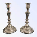 Paire de bougeoirs style Régence fin XIXe métal argenté