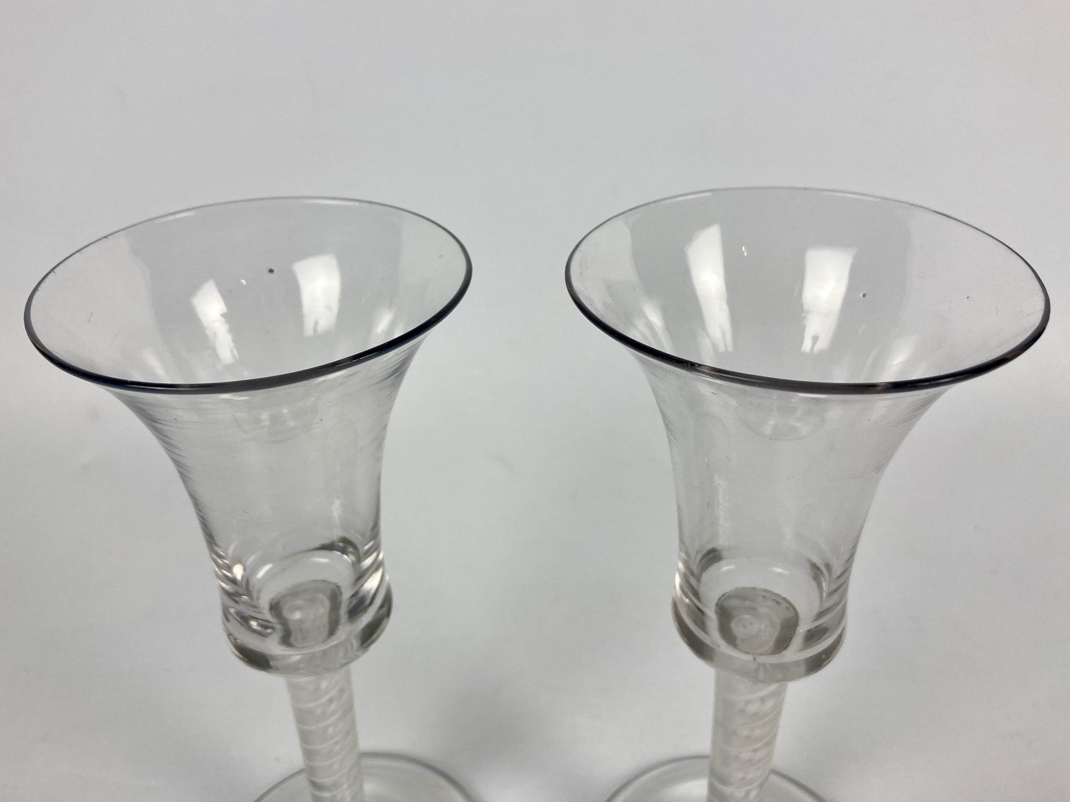 Paire de verres xviii ème slingerglas hollande